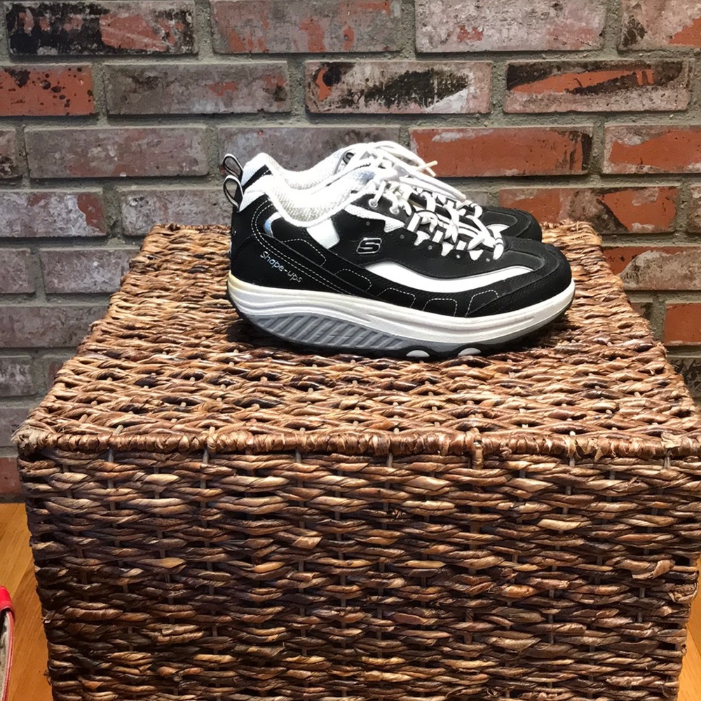 Skechers Shape-Ups Sneakers 👟